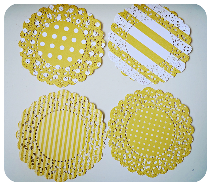 4 Parisian Lace Doily Yellow Polka Dot & Stripe / Pack