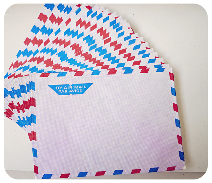 10 Airmail Grid Envelopes