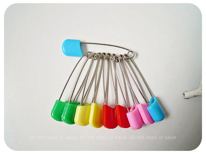 10 Colorful Nappy Pins / Set